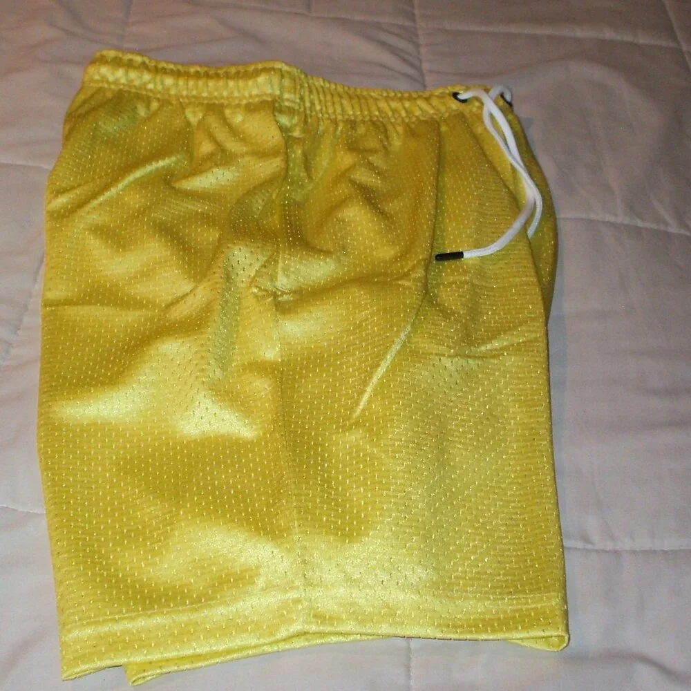 NWT New Balance Men's Yellow Shorts - Small - Picture 2 of 3